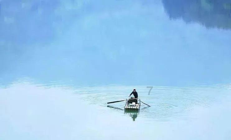 肖战《梦中的那片海》再次央八上星播出,引来观众热烈关注